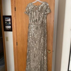 Mother of groom dress, worn once, elegant